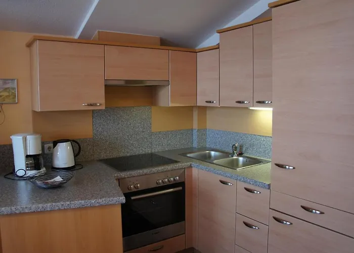 Kurz, * Bad Hofgastein